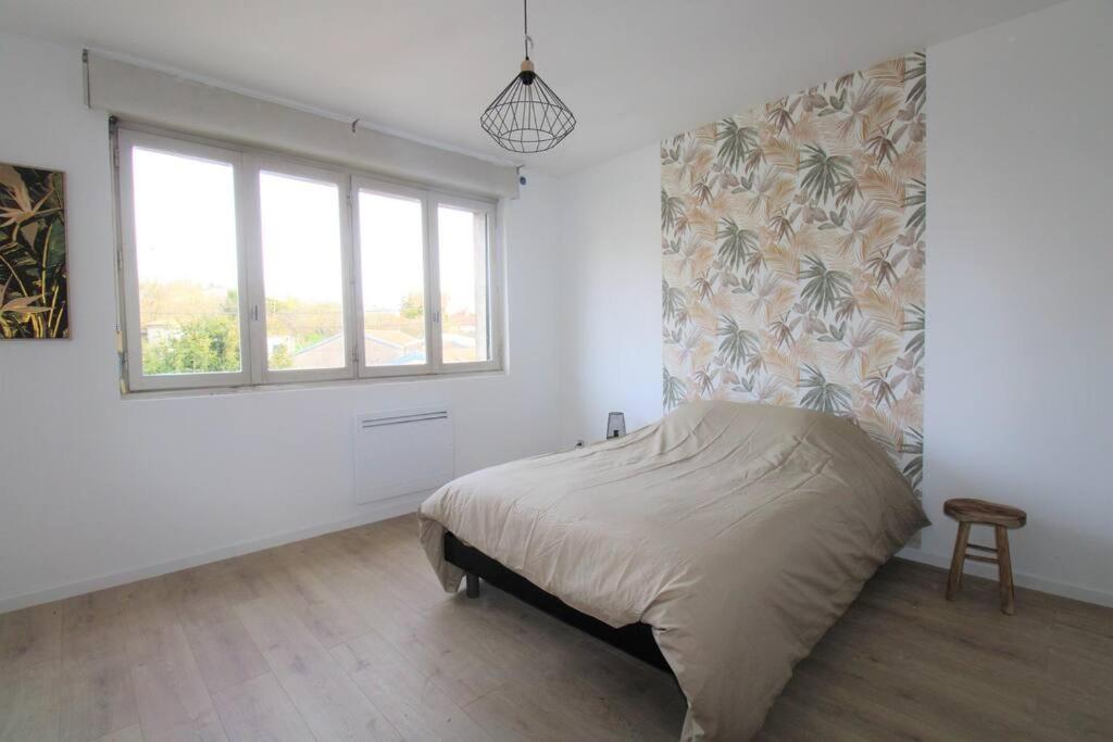 Joli Appartement Au Calme Lay-Saint-Christophe Exterior foto