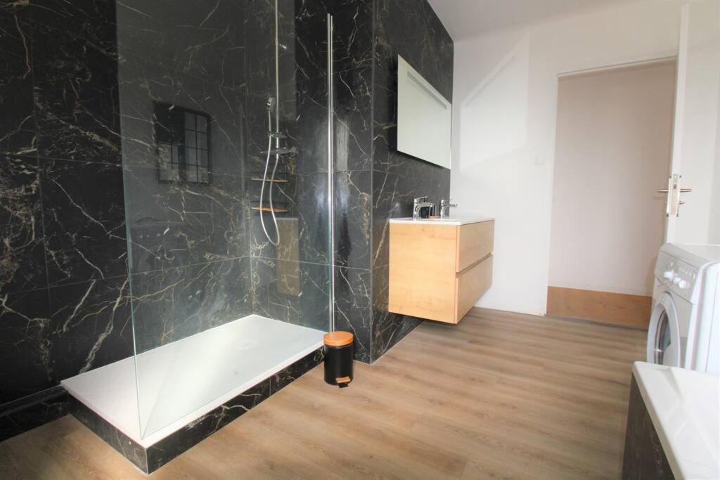 Joli Appartement Au Calme Lay-Saint-Christophe Exterior foto
